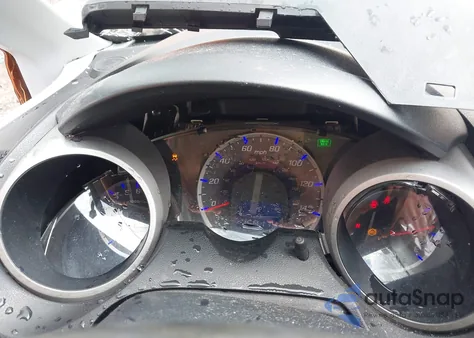 2009 Honda Fit Sport z USA, uszkodzony, nr VIN JHMGE88669S009518